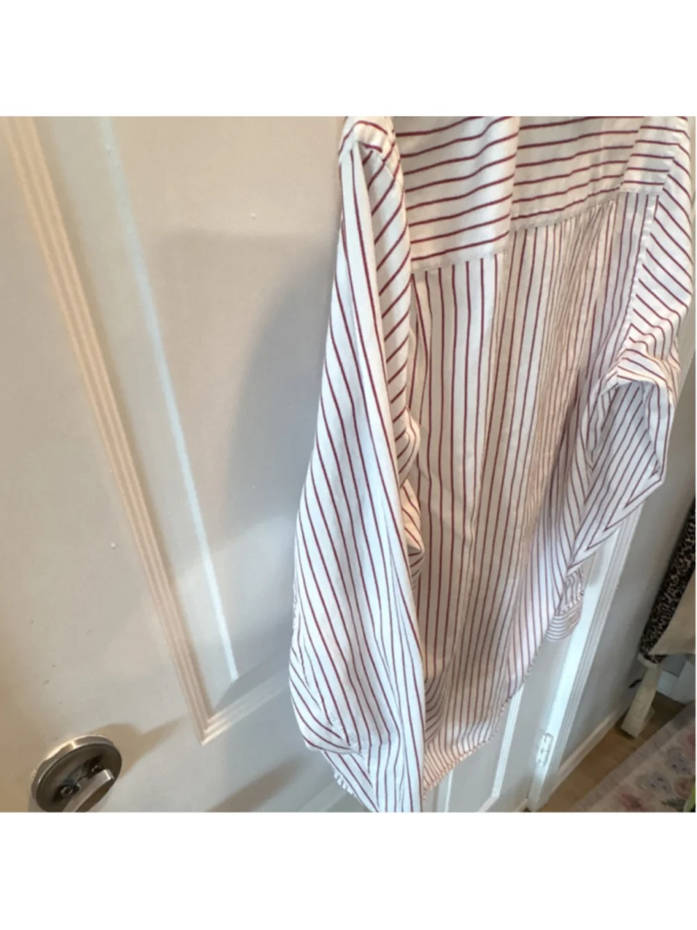 Banana Republic Striped Long Sleeve Button-Up Shirt White Red Large Casual